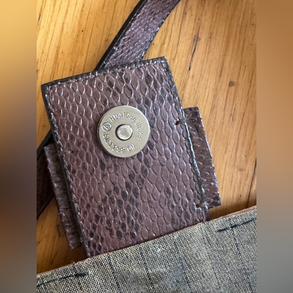 Late 90s Early Y2K Beaded Fendi Baguette Bag - Picture 10 of 15